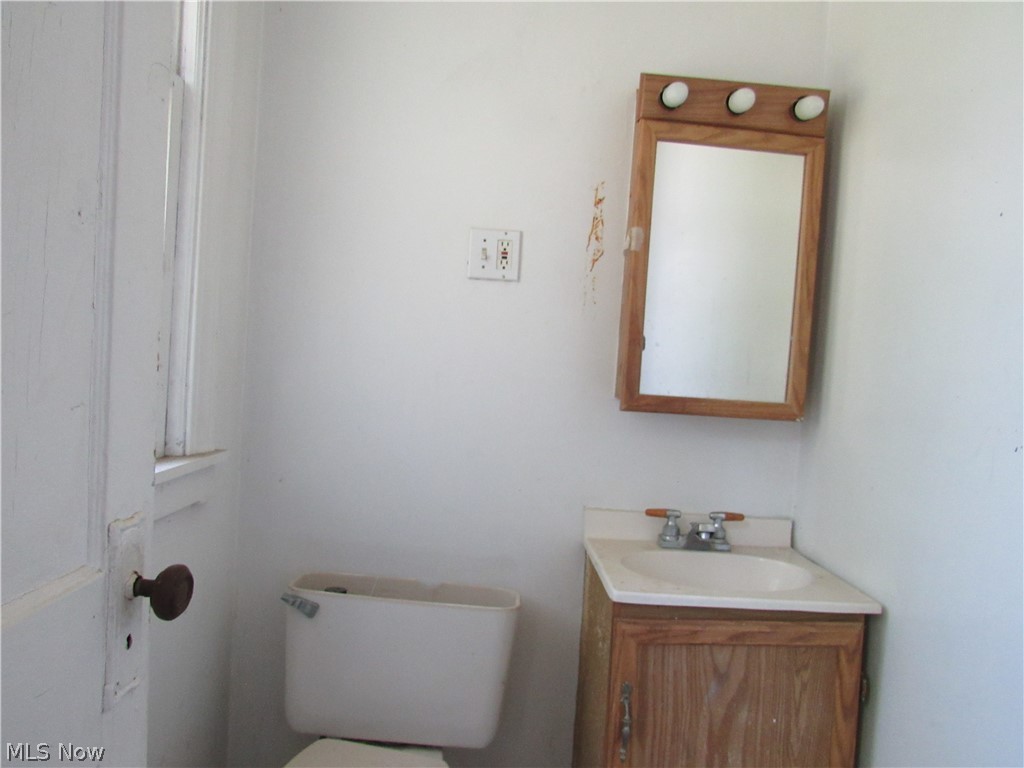 1726 Lee Road Cleveland Heights OH 44118