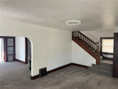434 Hillwood Drive Akron OH 44320
