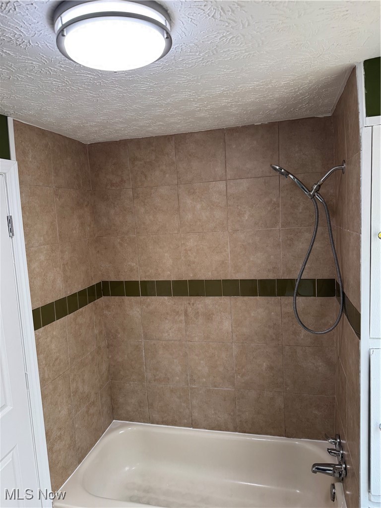 434 Hillwood Drive Akron OH 44320