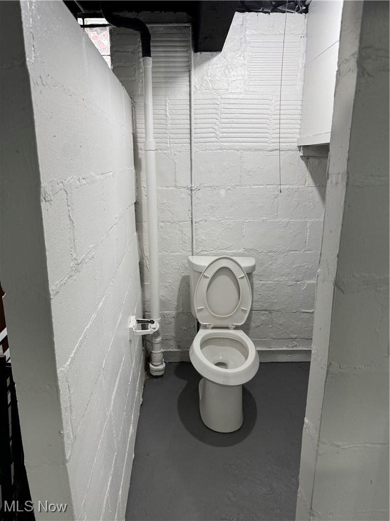 434 Hillwood Drive Akron OH 44320