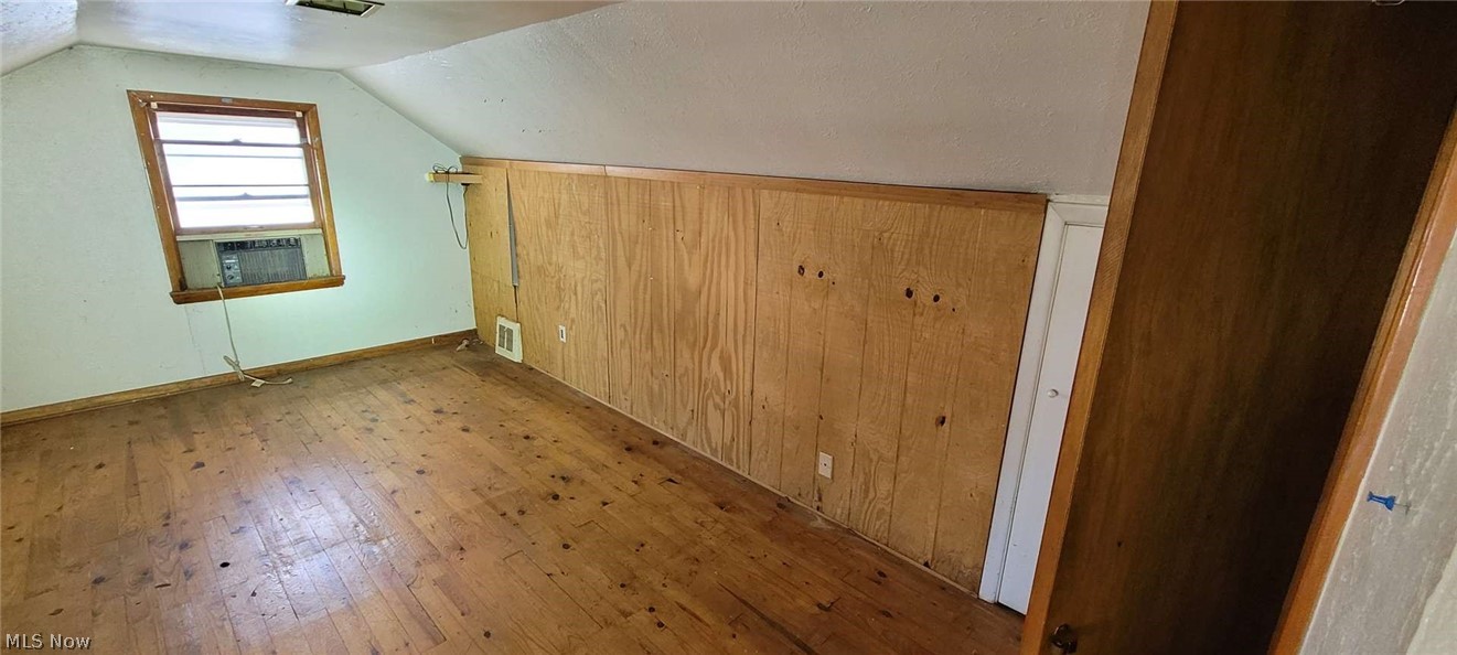 21250 Wilmore Avenue Euclid OH 44123