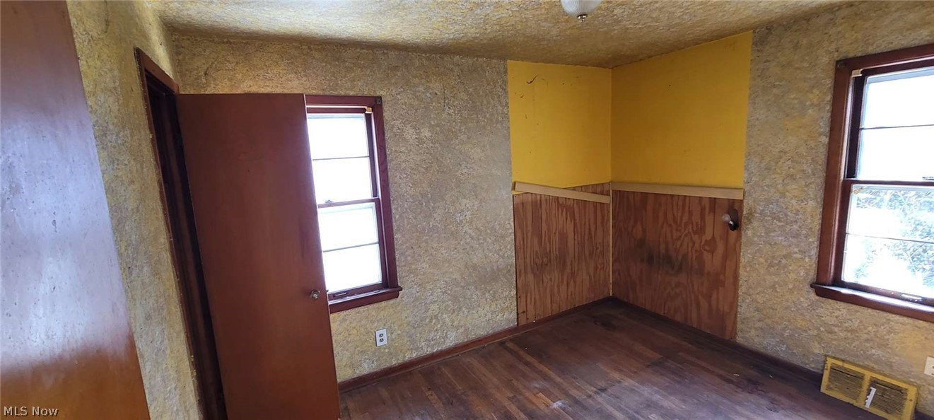 21250 Wilmore Avenue Euclid OH 44123