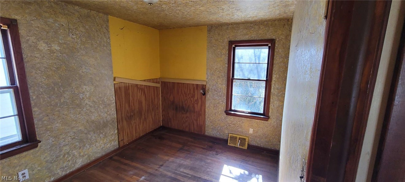 21250 Wilmore Avenue Euclid OH 44123