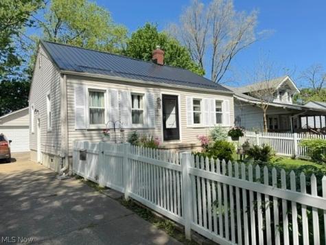 238 The Brooklands Akron OH 44305
