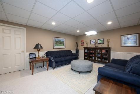 4966 Abbey Church Avenue NW Canton OH 44718
