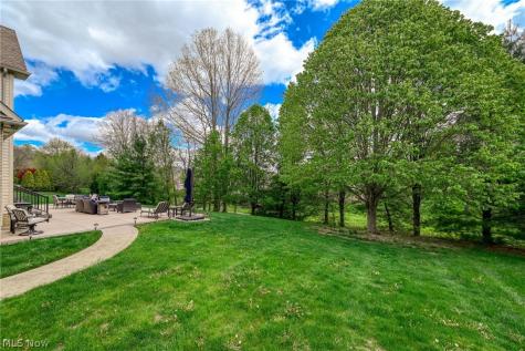 4966 Abbey Church Avenue NW Canton OH 44718