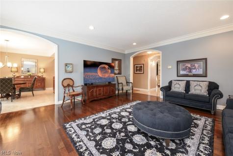 4966 Abbey Church Avenue NW Canton OH 44718