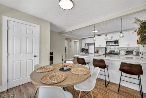 1703 Grantwood Drive Parma OH 44134