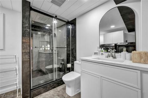 1703 Grantwood Drive Parma OH 44134