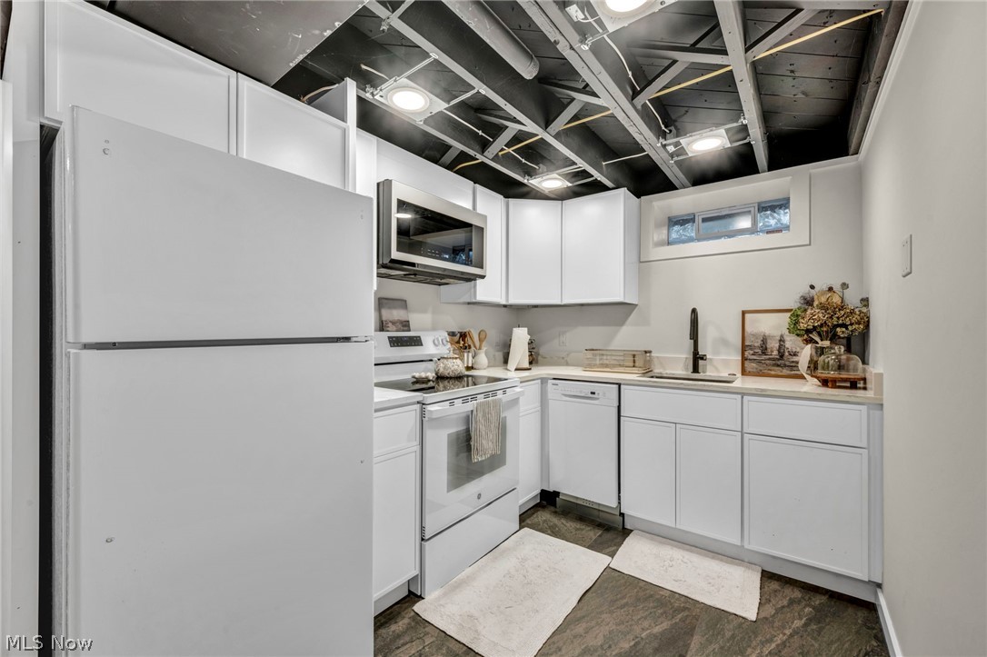 1703 Grantwood Drive Parma OH 44134