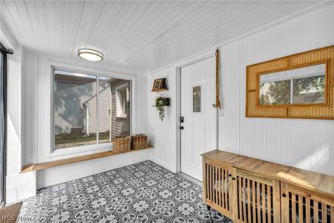 1703 Grantwood Drive Parma OH 44134