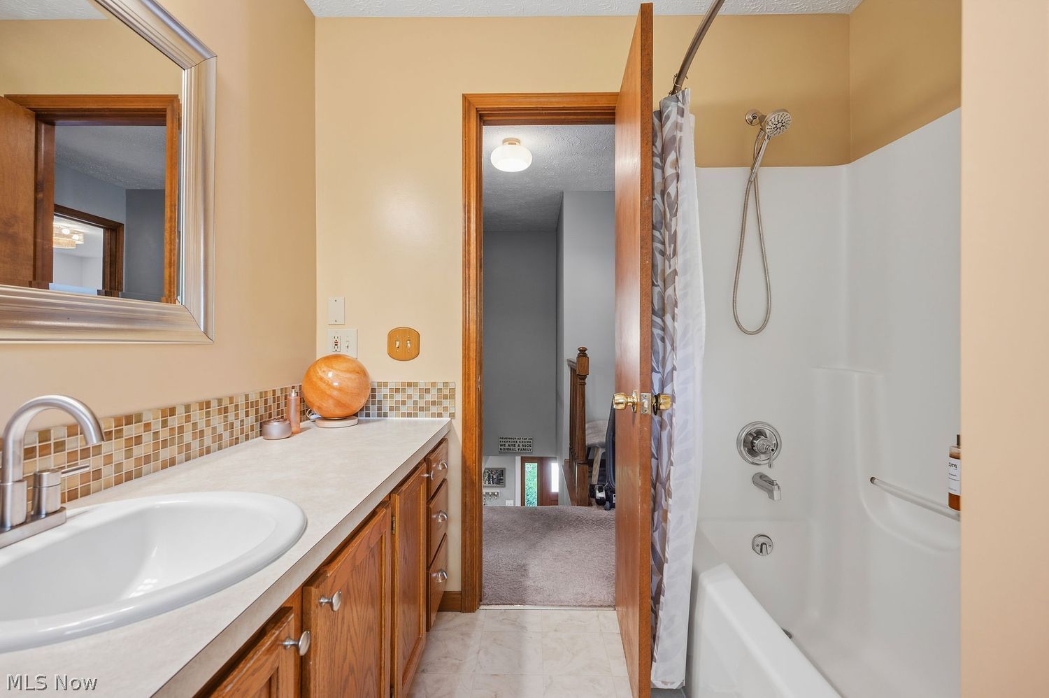 5321 Whitehaven Avenue North Olmsted OH 44070