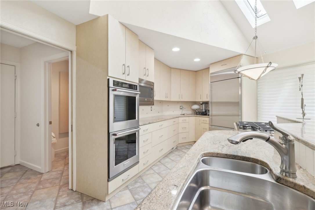 3637 Som Center Road Pepper Pike OH 44124