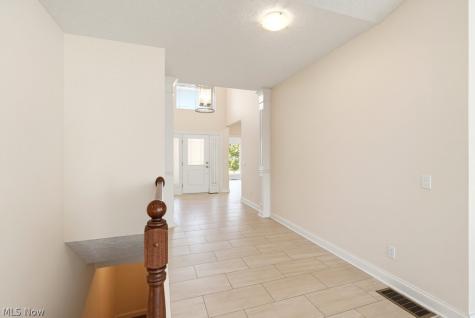 22311 Oxbow Path Strongsville OH 44149