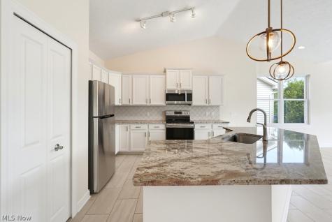 22311 Oxbow Path Strongsville OH 44149