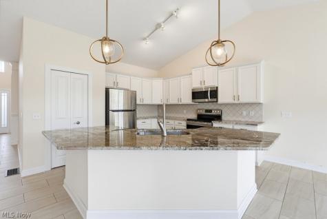 22311 Oxbow Path Strongsville OH 44149