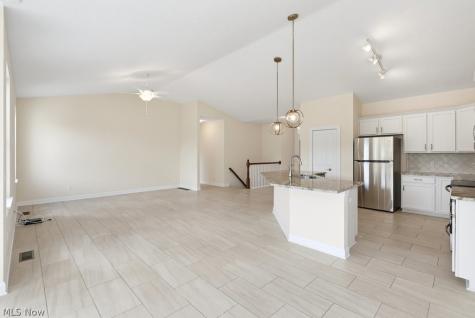 22311 Oxbow Path Strongsville OH 44149