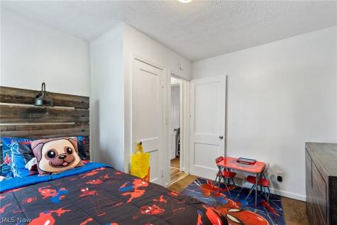1602 Cherry Avenue NE Canton OH 44714