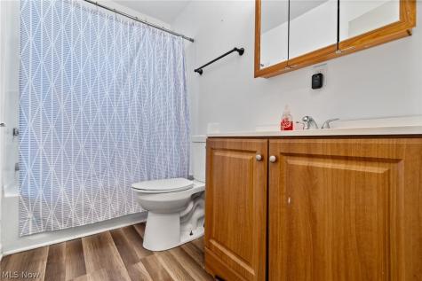 1602 Cherry Avenue NE Canton OH 44714