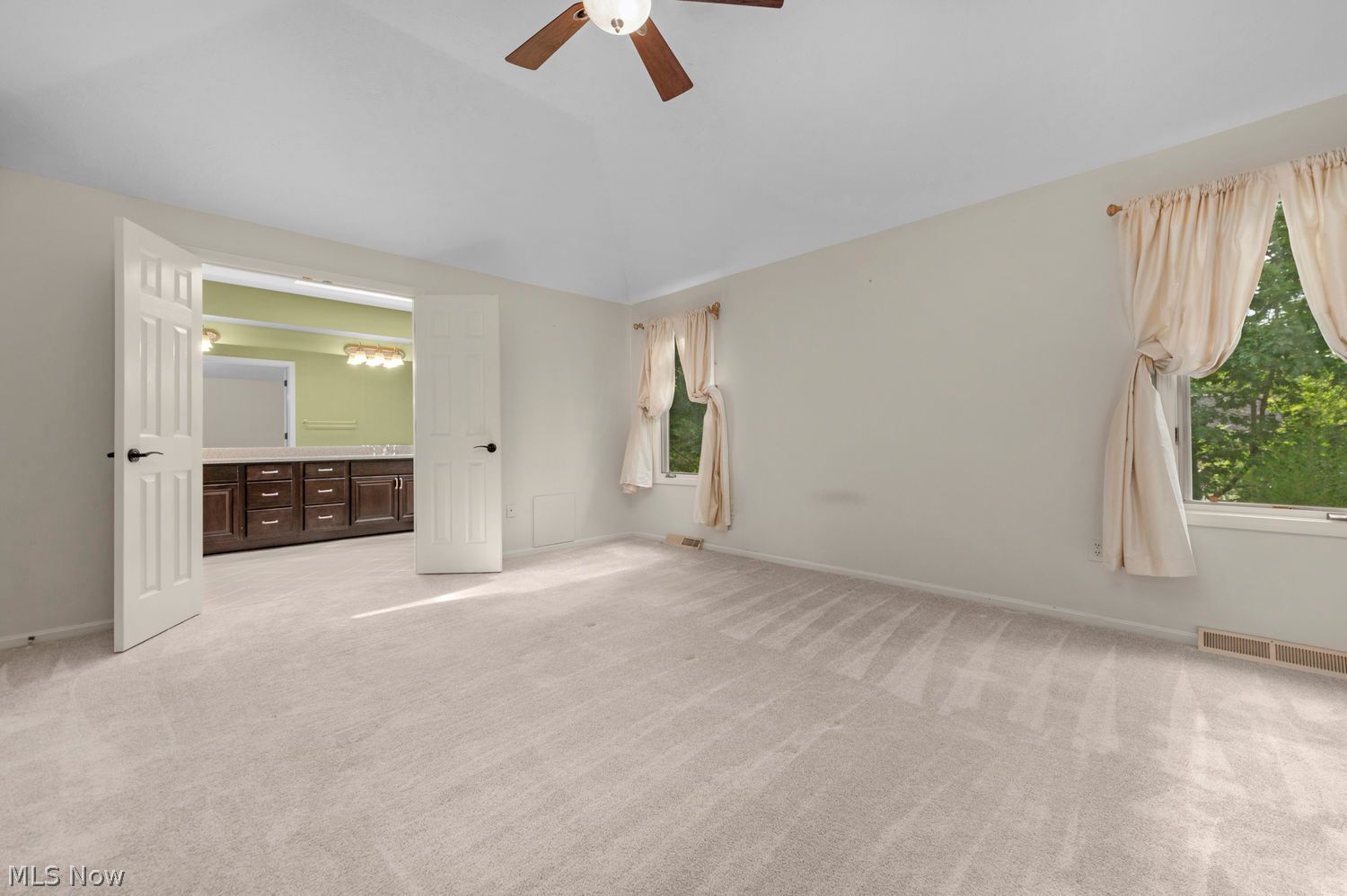 2317 Indianpath Drive Westlake OH 44145