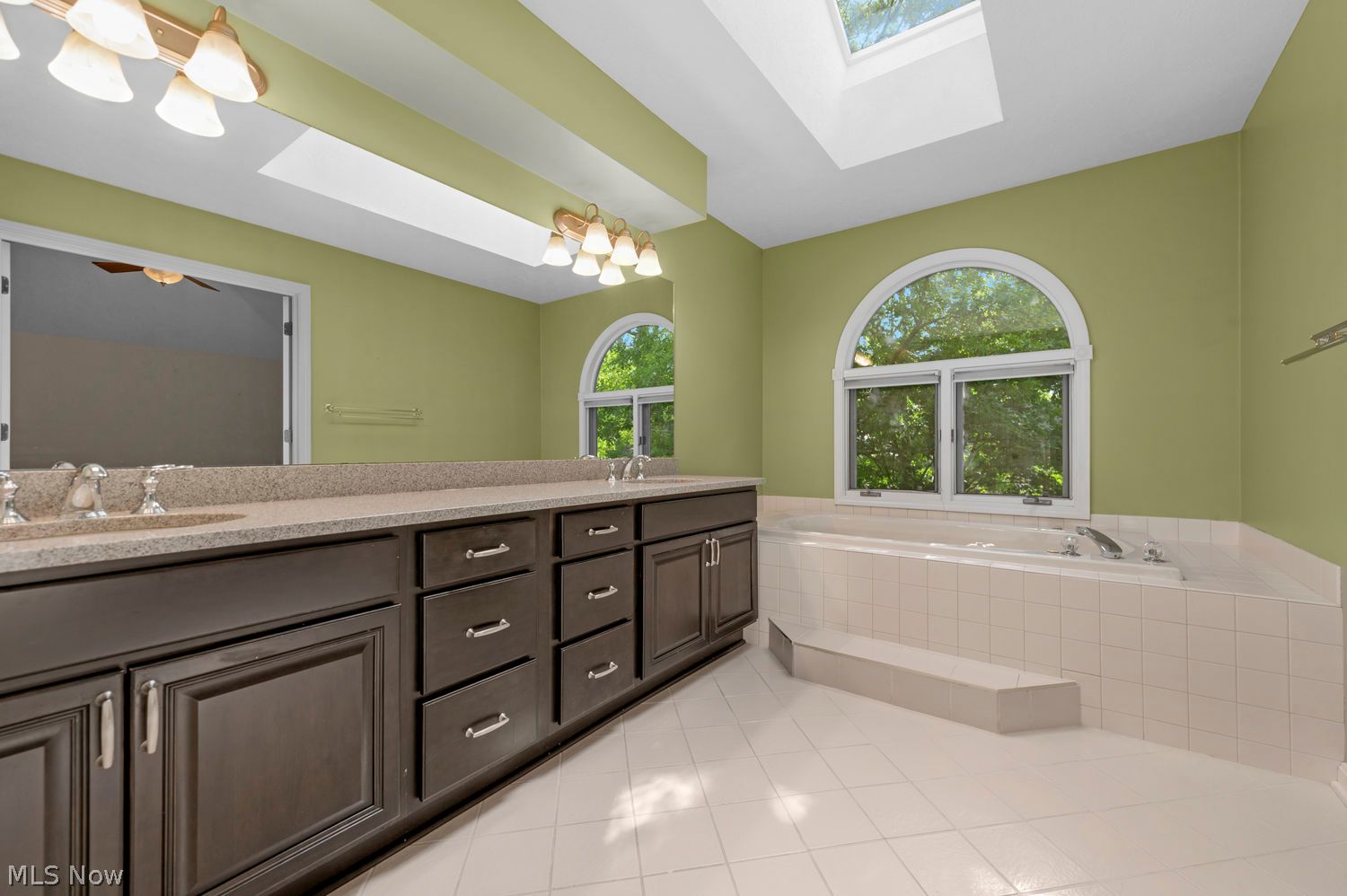 2317 Indianpath Drive Westlake OH 44145