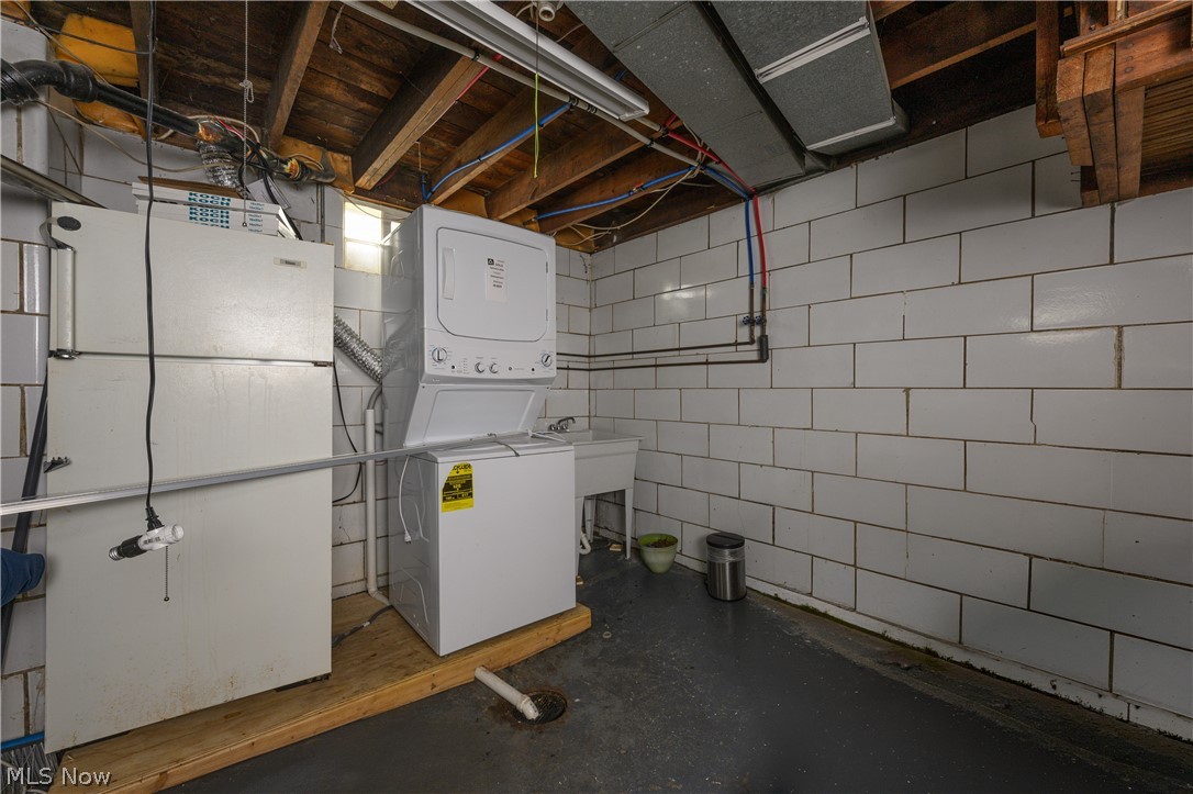 1220 Havana Place NE Canton OH 44714