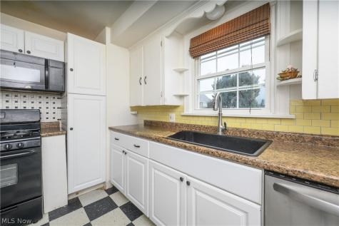 1220 Havana Place NE Canton OH 44714