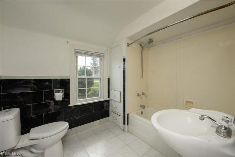 1220 Havana Place NE Canton OH 44714
