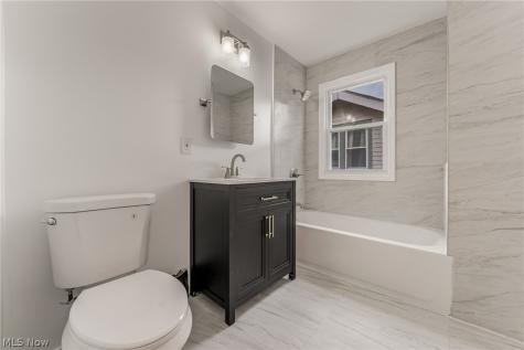3258 Silsby Road Cleveland Heights OH 44118