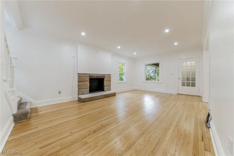 3258 Silsby Road Cleveland Heights OH 44118