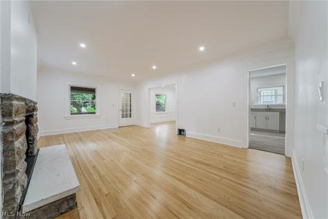 3258 Silsby Road Cleveland Heights OH 44118