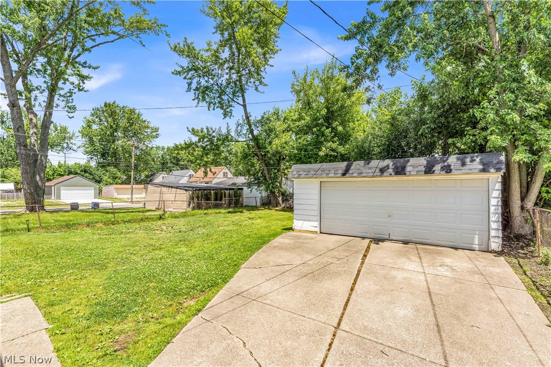 3905 E 189th Street Cleveland OH 44122