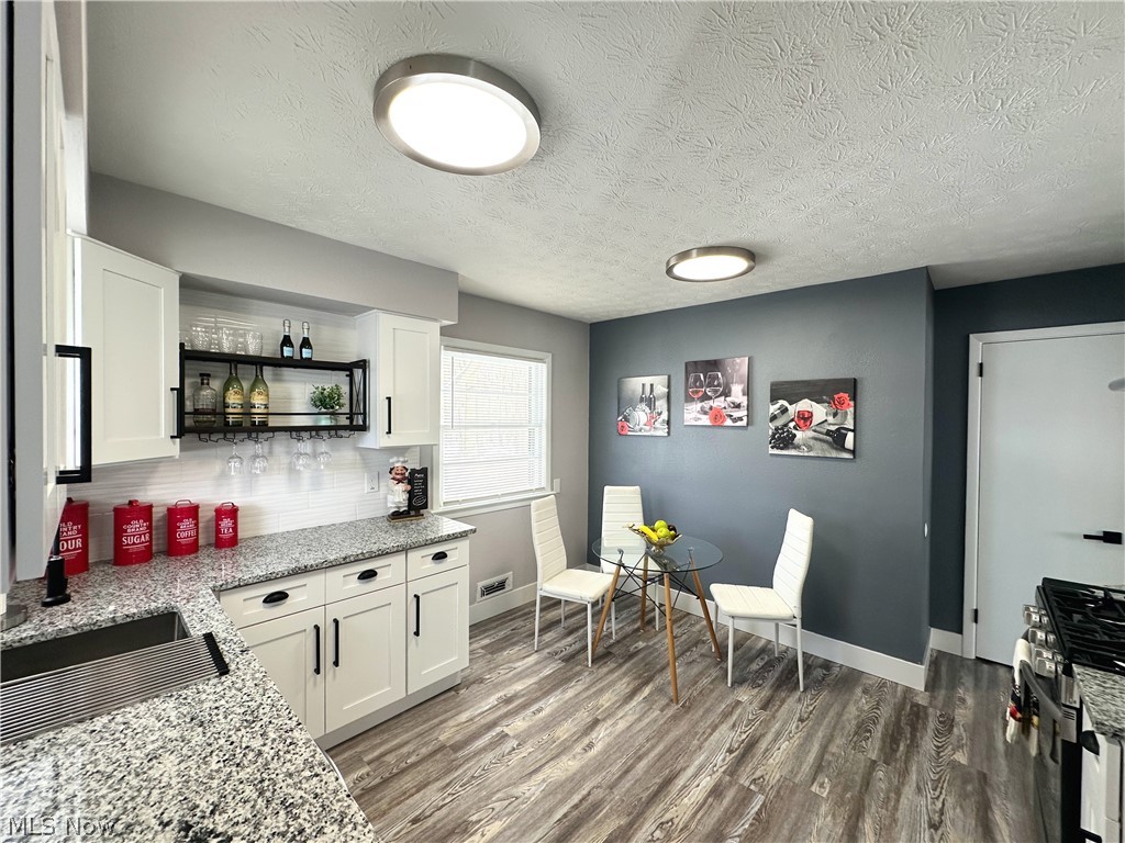 2440 Dentzler Road Parma OH 44134
