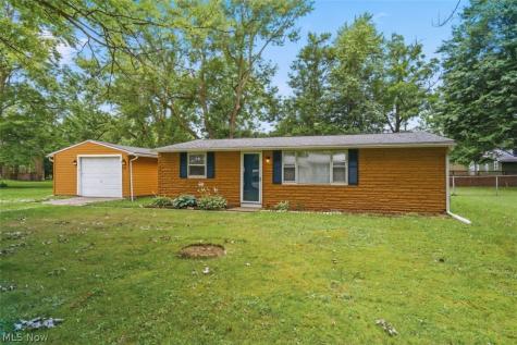 934 Meadowbrook Avenue Alliance OH 44601