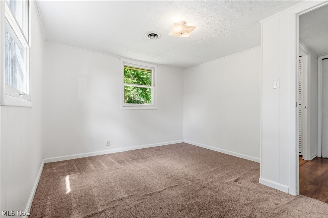 934 Meadowbrook Avenue Alliance OH 44601
