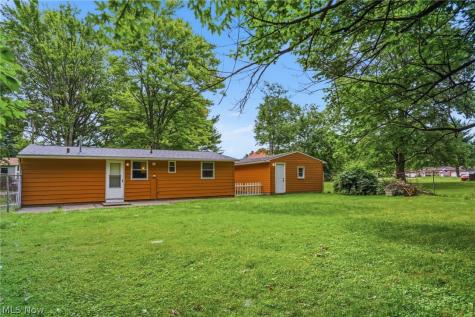 934 Meadowbrook Avenue Alliance OH 44601