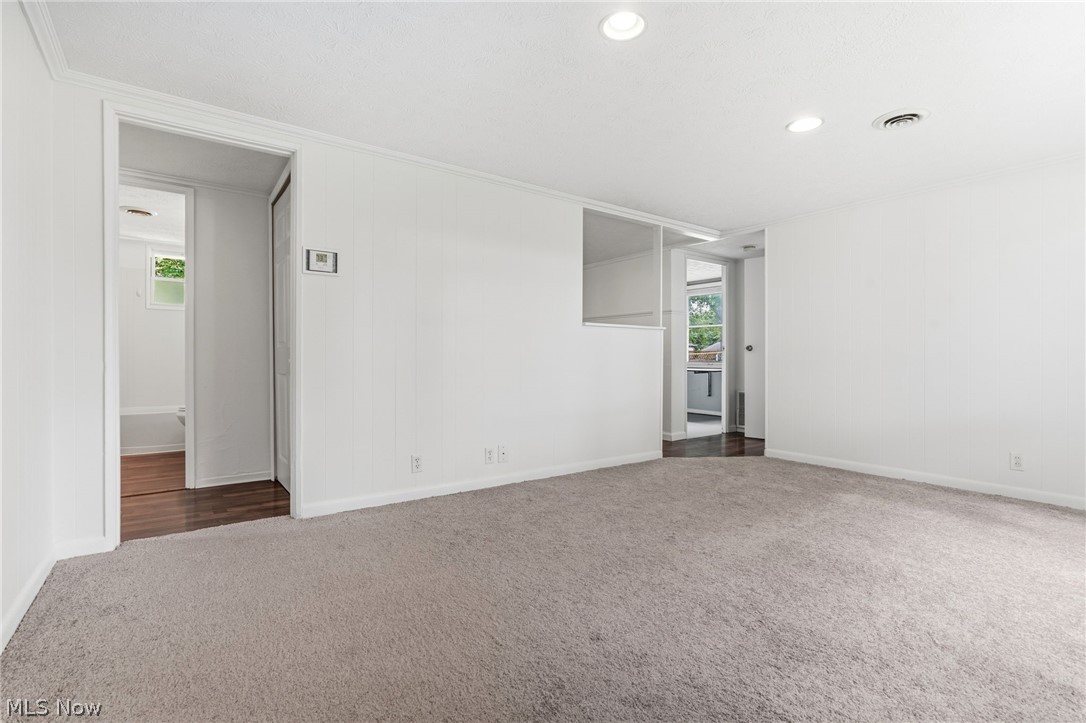 934 Meadowbrook Avenue Alliance OH 44601