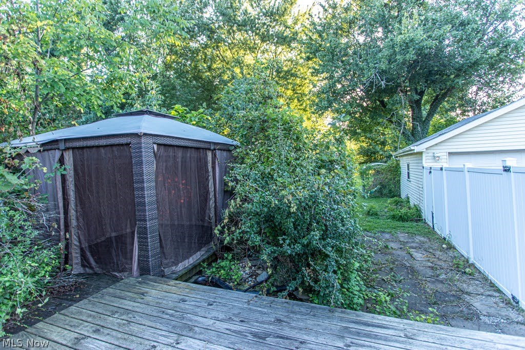 1218 Perkinswood Boulevard Warren OH 44484