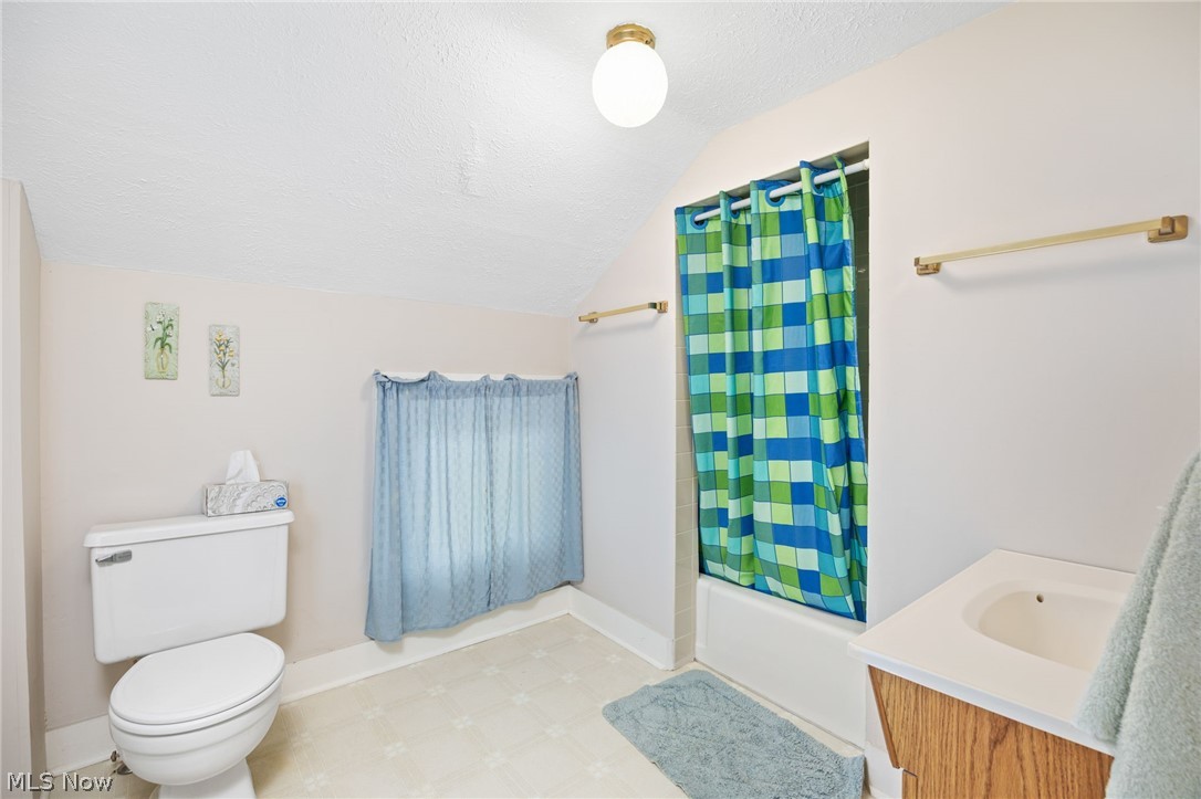 9626 Daniels Road Seville OH 44273