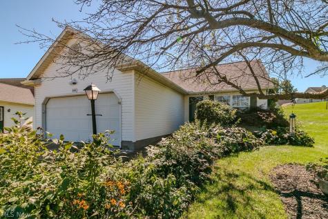 3196 Overview Circle Ravenna OH 44266