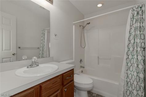 3196 Overview Circle Ravenna OH 44266