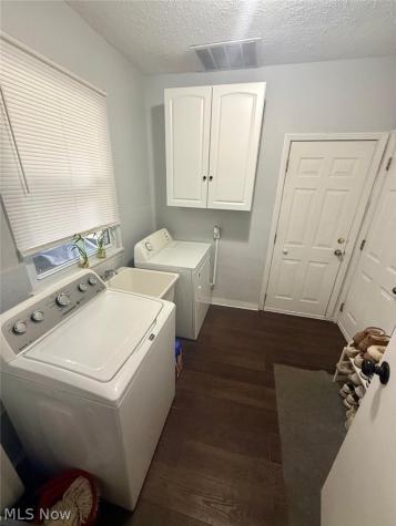39 S Bon Air Avenue Youngstown OH 44509