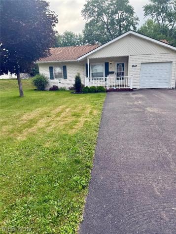39 S Bon Air Avenue Youngstown OH 44509