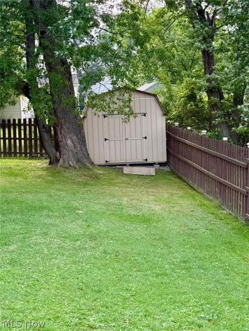 39 S Bon Air Avenue Youngstown OH 44509