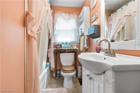 243 Lincoln Avenue Ashland OH 44805