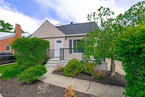 1241 Sunset Road Mayfield Heights OH 44124