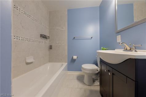 1241 Sunset Road Mayfield Heights OH 44124