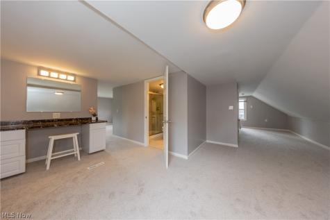 1241 Sunset Road Mayfield Heights OH 44124