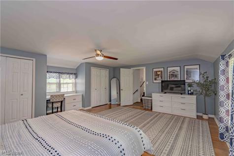 4933 Fairlawn Road Lyndhurst OH 44124