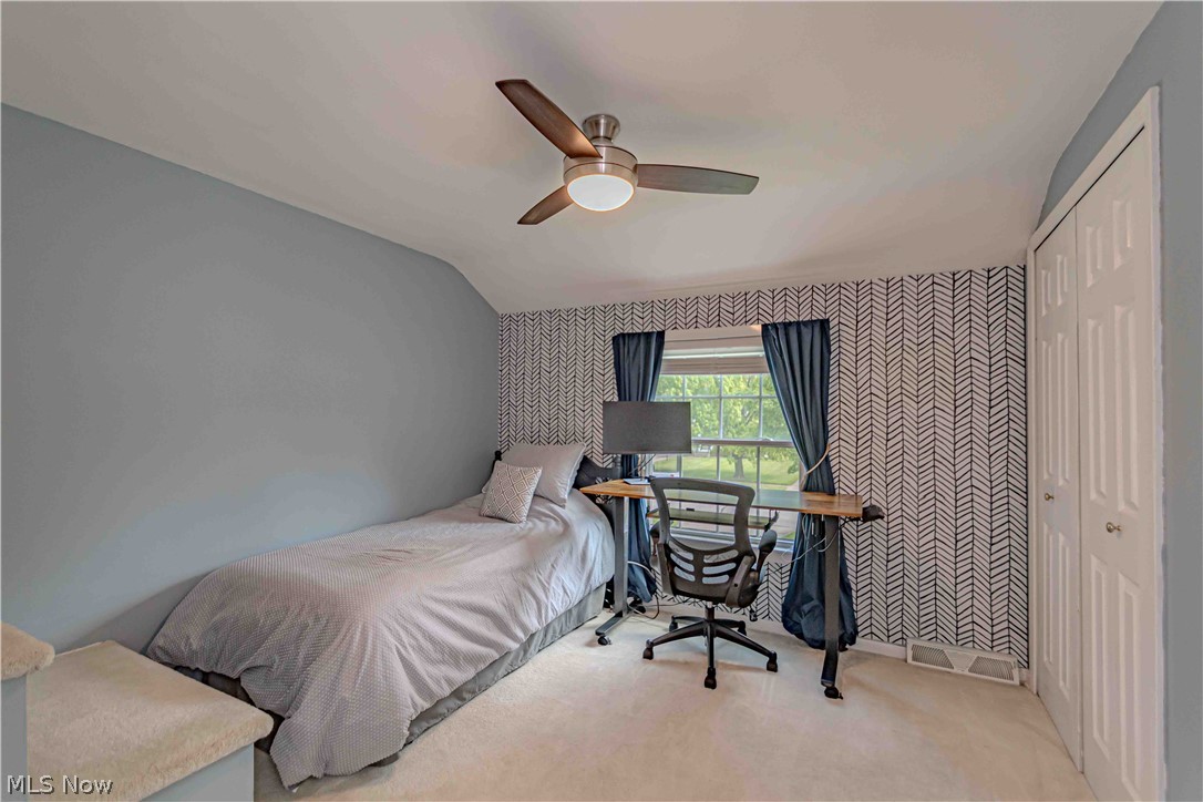 4933 Fairlawn Road Lyndhurst OH 44124